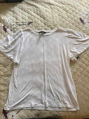 Banana Republic White Short-Sleeve Crewneck Tee